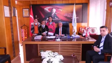 23 Nisan Çocuklarından, Başkan Küçük'e Ziyaret
