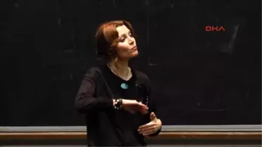 Elif Şafak Son Yıllarda, Kültürel Ayrılıklara Politik Ayrılıklar da Eklendi