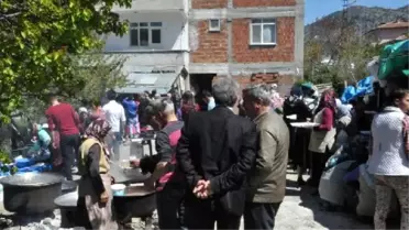 Düğün Yemeğinden Zehirlenen 40 Kişi Hastaneye Kaldırıldı