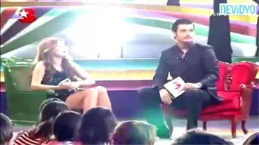 Hilal Cebeci'nin Oturuşu Olay Yarattı