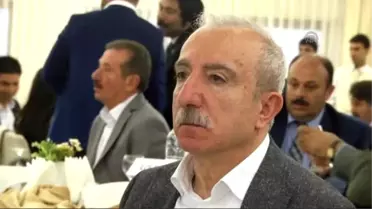 İsteyen Süryanice, Kürtçe, Arapça Konuşabiliyor'