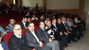 Diyarbakır'da 'Aşırılıklar İçinde Dini Doğru Anlamak' Konferansı