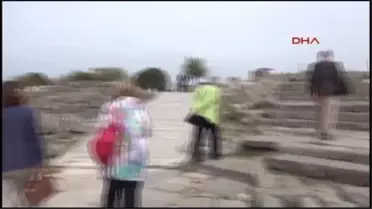 İzmir Alman Devlet Bakanı Böhmer, Bergama'ya Hayran Kaldı