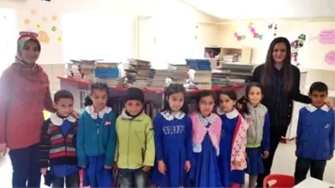 Başkan Abdulkadir Şahiner'den Kitap Yardımı