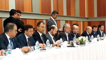 Bilal Erdoğan, İzmir'de İhl Müdürleriyle Görüştü