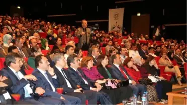 Vali Düzgün, Merhamet Devrimi Konferansı'na Katıldı