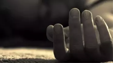 Ölen Annesiyle 2,5 Yıl Aynı Evde Yaşadı!