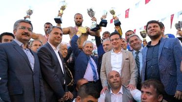 Kumluca'da Başpehlivan Orhun Okulu Oldu