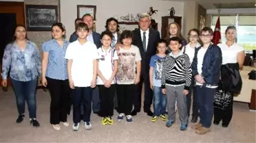 Karaosmanoğlu: 'Gelecek Çocuklarımızındır'