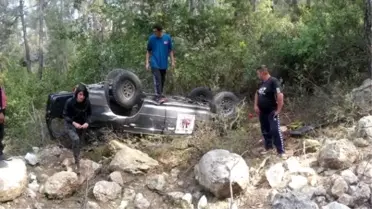 Devrilen Off- Road Aracınıda Bulunan İki Kişi Yaralandı