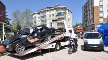 Bozüyük'te Trafik Denetleme Büro Amirliği Bilgilendirme Standı Açtı