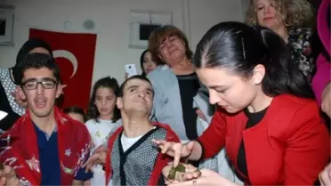 Engelli Asker Adaylarına Kına Gecesi