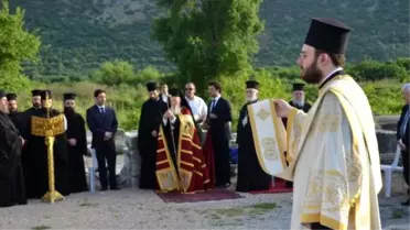 Patrik ile Aziz Yuhanna Ayini Selçuk'ta Yapıldı