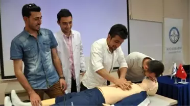 Kto Karatay Üniversitesi'nde İlk Yardım Konferansı