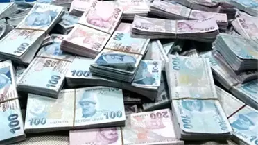 Ödenemeyen Kredi Kartı Borçları 5.6 Milyon Liraya Ulaşıp Rekor Kırdı