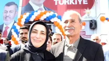 Ak Partili Özlem Zengin'e Baba Desteği