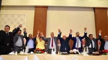 Mhp, Birlik Yemeğinde Gövde Gösterisi Yaptı