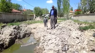 Afyonkarahisar Patlayan Kanalizasyon Borusu 1.5 Ayda Tamir Edilemedi