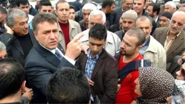 Erzurum'da Konutzedelerin Eylemine MHP Adayı Destek Verdi