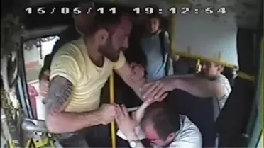 Halk Otobüsü Şoförü, Bir Yolcu Tarafından Feci Şekilde Dövüldü