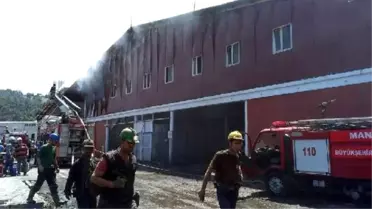 Soma'da Maden Ocağı İdare Binasında Yangın (2) - Yeniden