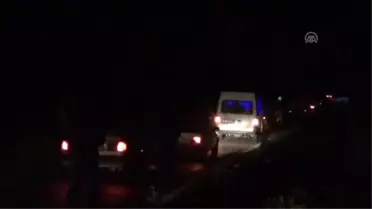 Çorum'da Otomobil Kamyonetle Çarpıştı: 1 Ölü, 2 Yaralı
