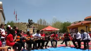 Bayburt'ta 19 Mayıs Coşkusu