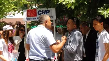 CHP'nin Seçim Standına Zabıtadan Tutanak