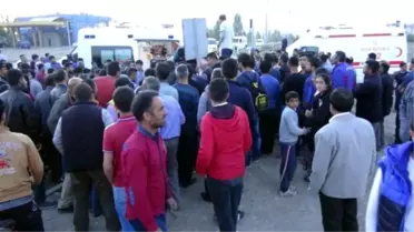 Kavşakta Minibüs ile Otomobil Çarpıştı: 5 Yaralı