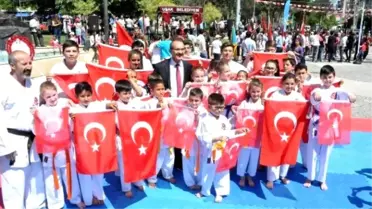 Uşak'ta 19 Mayıs Kutlamaları