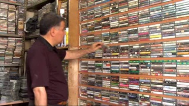 Kilis Türkülerini 10 Bin Kasetlik Arşivinde Saklıyor
