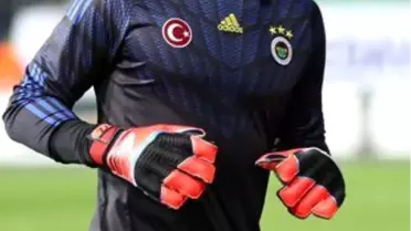 Fenerbahçe'de 12 Futbolcu Gönderiliyor