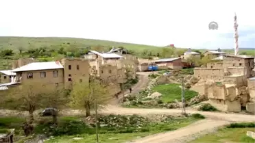 ''Harabe Köyün' Yaşlı Sakinleri TOKİ'den 'Köykent' İstiyor