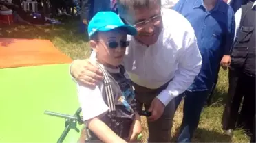 Üsküdar'da Engelli Vatandaşlar Piknikte Buluştu