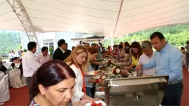 Devrek Anadolu Lisesi'nden Dayanışma Kahvaltısı