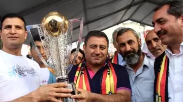 Cemal Turgut'tan Yeni Malatyaspor'a Destek