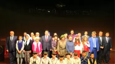 Duygulandıran Çanakkale Tiyatro Gösterisi