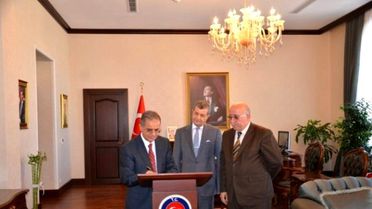 Hayırsever İşadamı Mehmet Zeki Taşçı'dan Kilis'e İlkokul