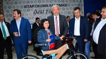 Kütahya'da 'Kitap Okuma Yarışması'nın Ödülleri Sahiplerini Buldu