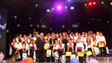 Thm Çocuk Korusu Âşık Reyhani Stüdyosunda Yılsonu Konseriyle Müzikseverlerle Buluştu