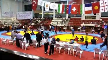Başakşehir'in Yıldızları İzmir'de Parladı