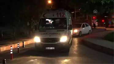 Bıçaklı Kavga: 1'i Ağır 2 Yaralı