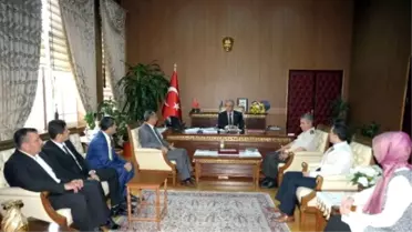 Vali Nayir'den Sigarayı Bırakanlara Teşekkür Belgesi