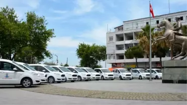 Dikili'ye Dev Hizmet Filosu