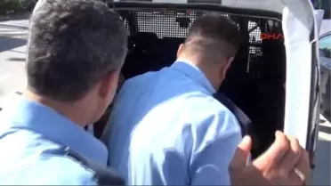 Antalya Başbakan Davutoğlu'nun Afişleri Yırtıldı; 1 Kişi Gözaltında