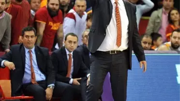 Galatasaray Ataman ile Sözleşme Uzattı