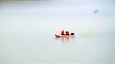 Gölete Giren Lise Öğrencisi Kayboldu