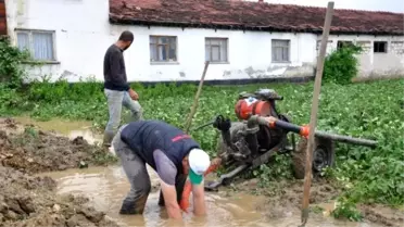 Bursa'da Dereler Taştı, 500 Dönüm Ekili Alan Sular Altında Kaldı
