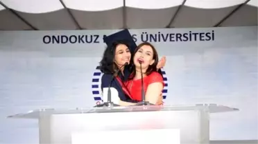 Şarkıcı Ceylan'ın Kızı Omü'den Mezun Oldu
