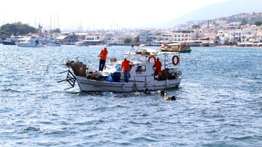 Denize En Çok Mavi Yakışır' Deniz Dibi Temizliği